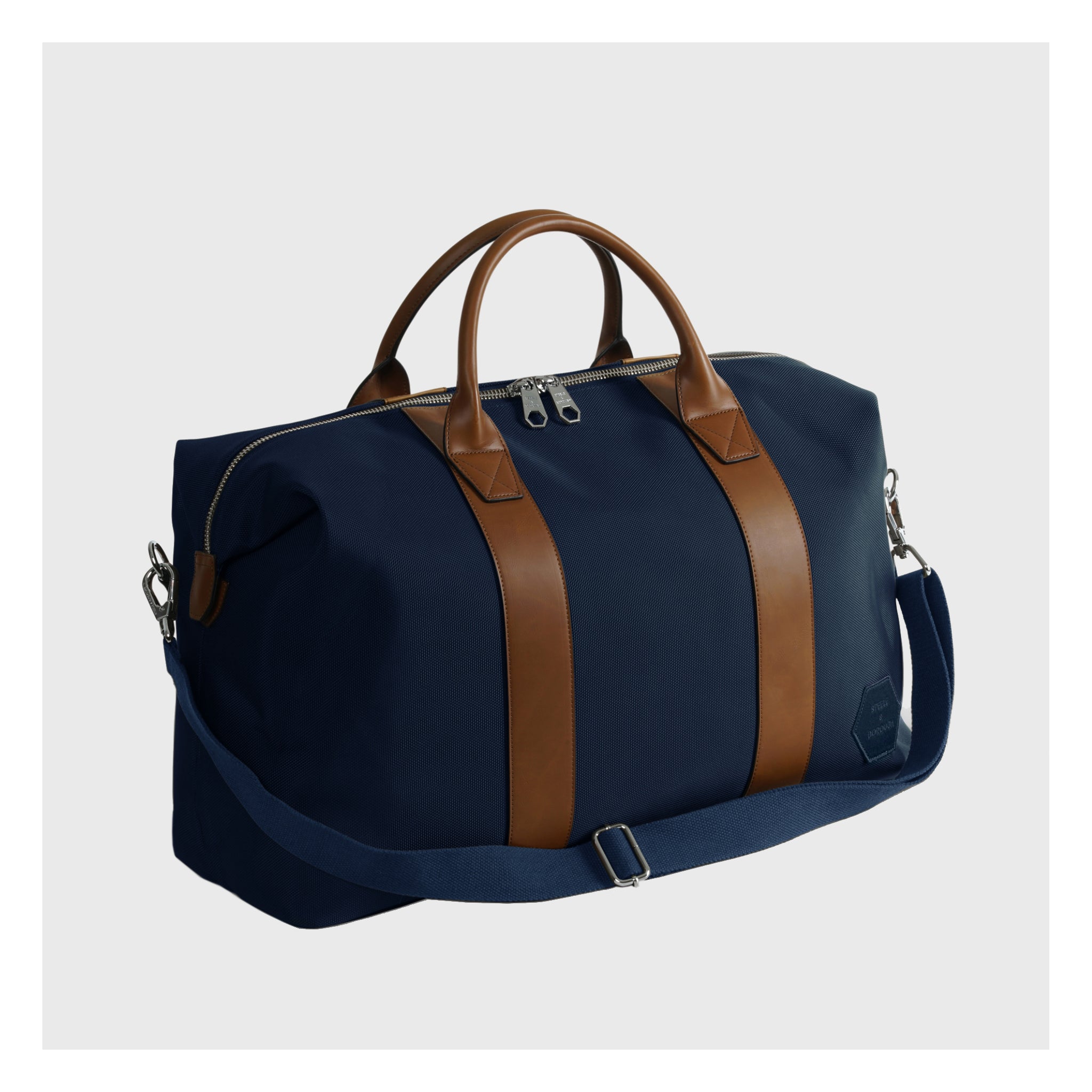 The Weekender navy