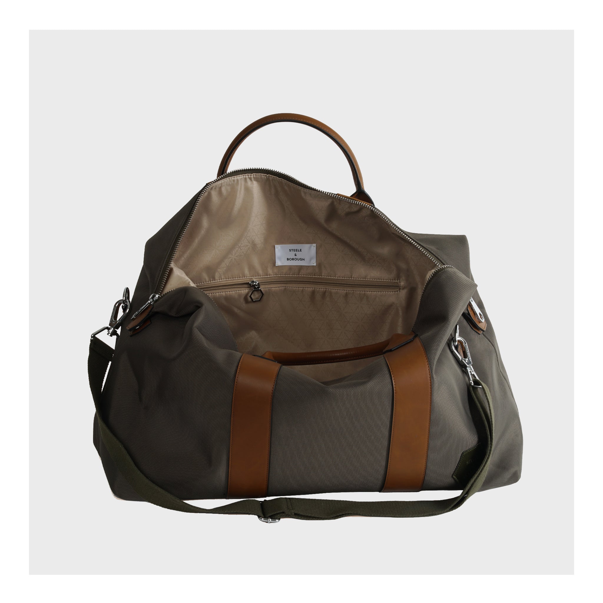 Side profile of Forest Green Weekender Bag with adjustable shoulder strap for comfort